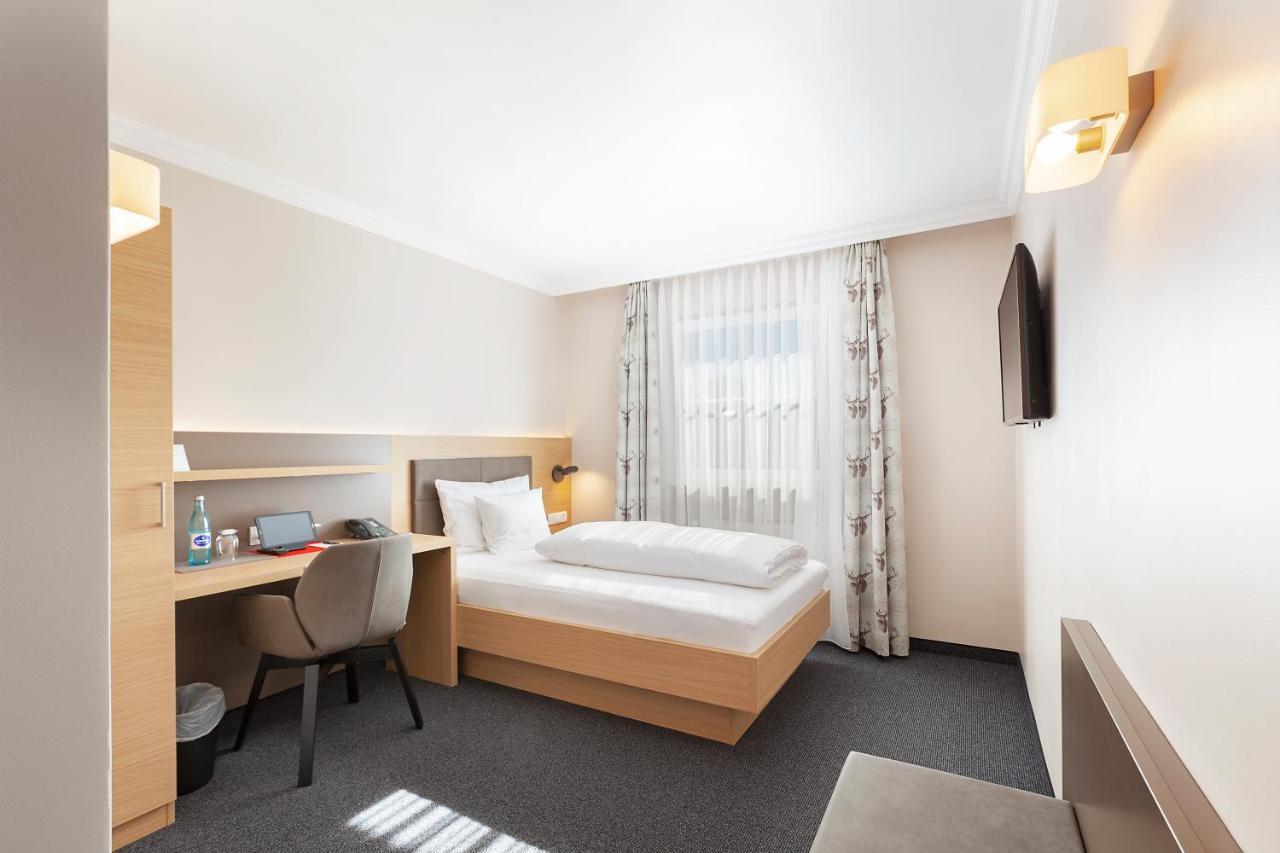 Landgasthof Hotel Gentner Nürnberg Dış mekan fotoğraf